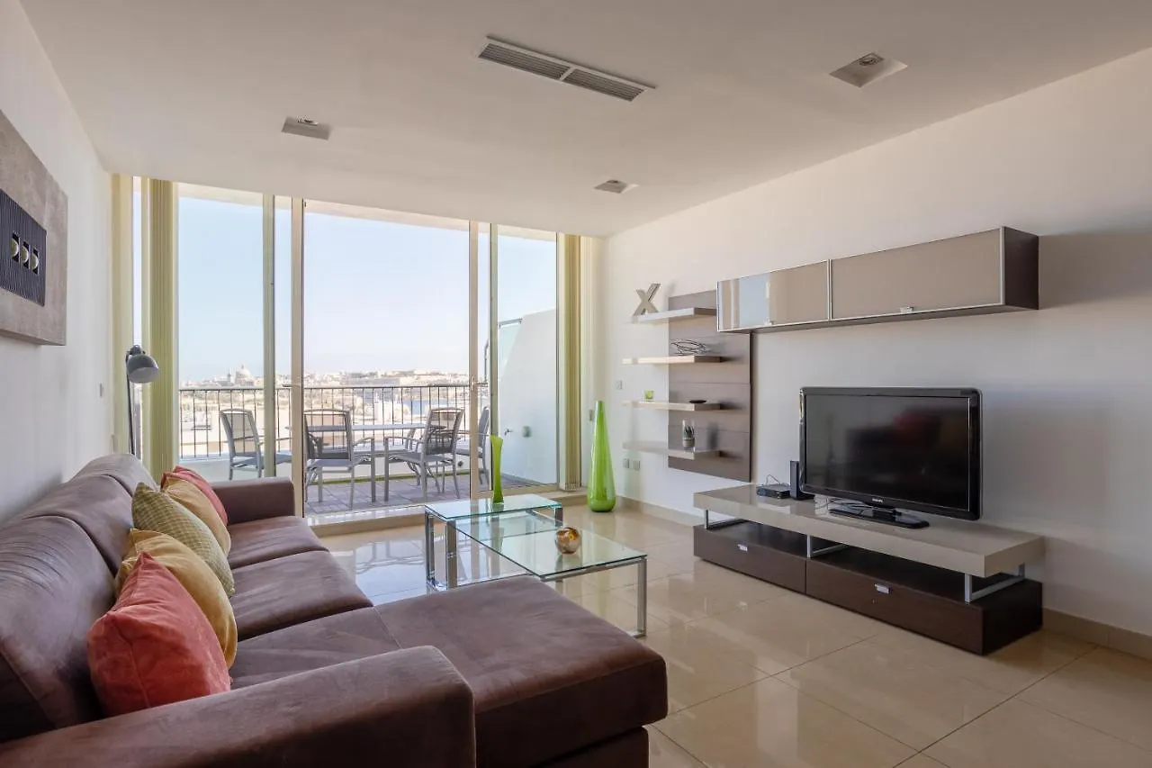 Superb Penthouse - Amazing Views - Large Terraces Apartment Gzira Malta