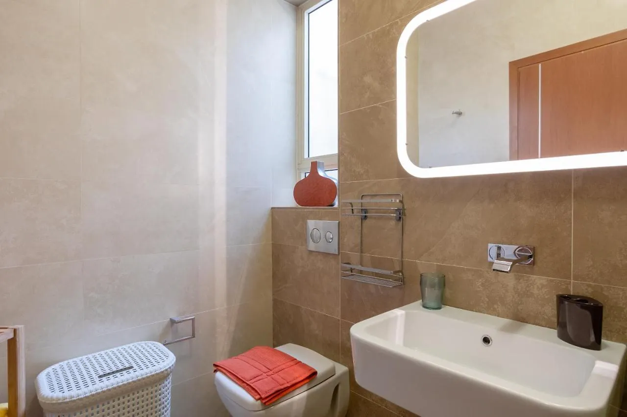 Superb Penthouse - Amazing Views - Large Terraces Apartment Gzira