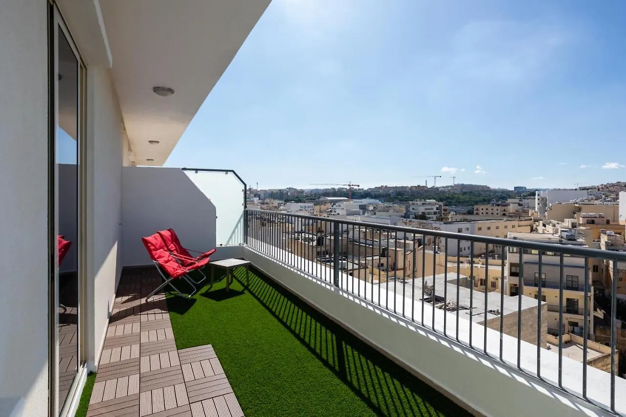 Superb Penthouse - Amazing Views - Large Terraces Apartment Gzira 0*,  Malta