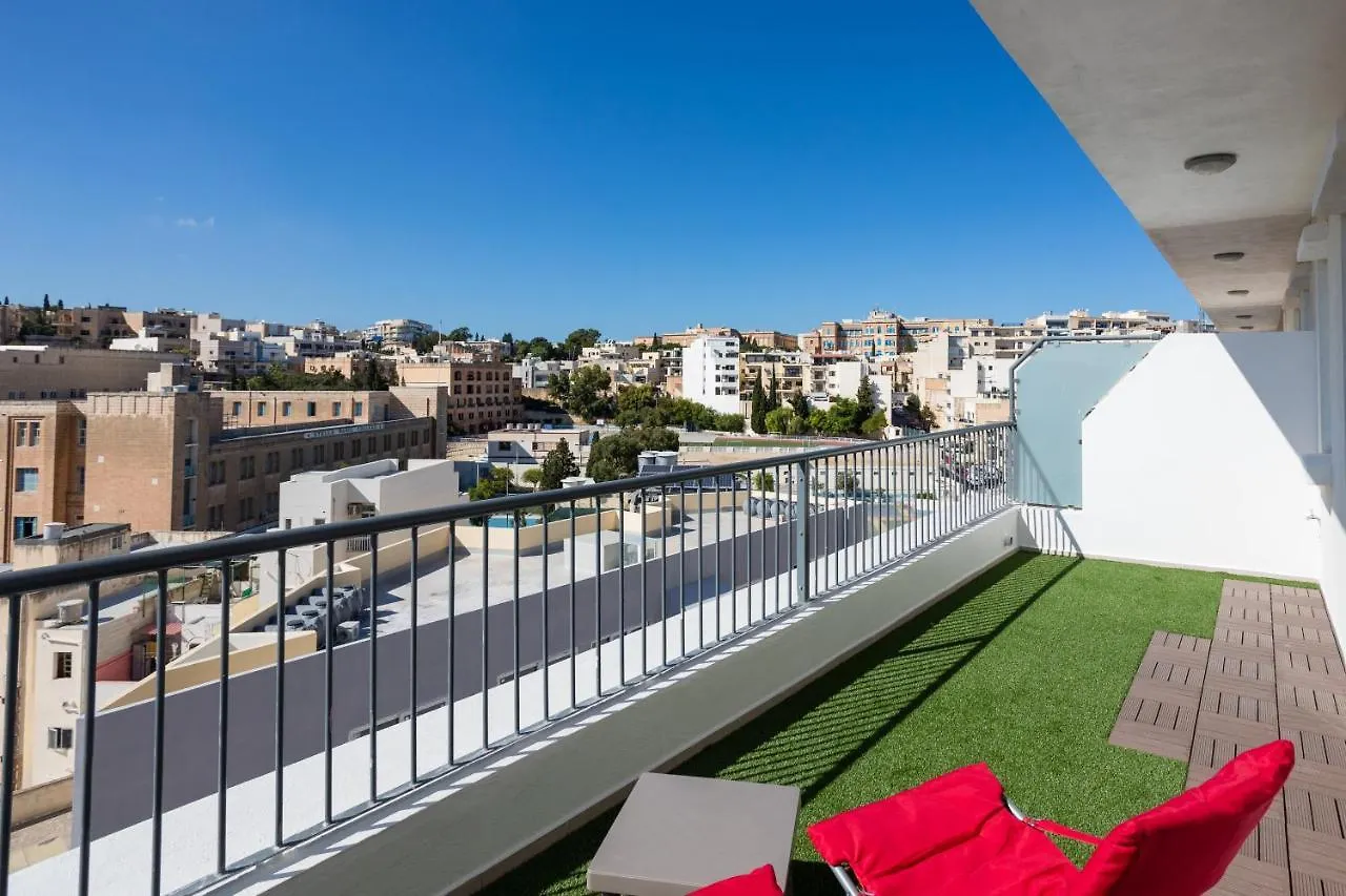 Superb Penthouse - Amazing Views - Large Terraces Apartment Gzira
