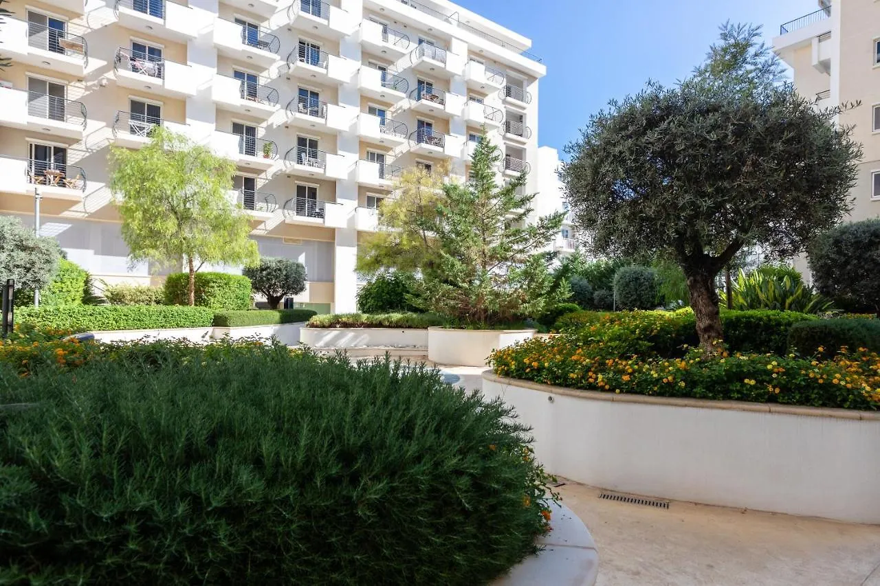 Superb Penthouse - Amazing Views - Large Terraces Apartment Gzira